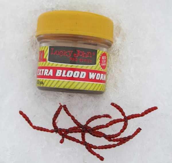 Lucky John Extra Blood Worm
