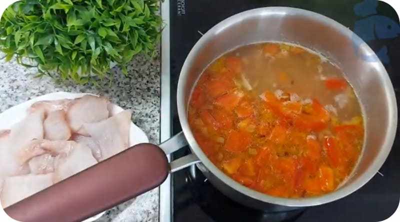Ароматный суп из окуня