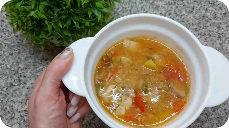 Готовый суп из сазана
