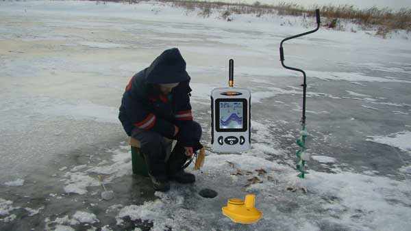 Использование эхолота на зимней рыбалке