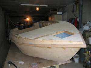 Этап создания лодки из фанеры
